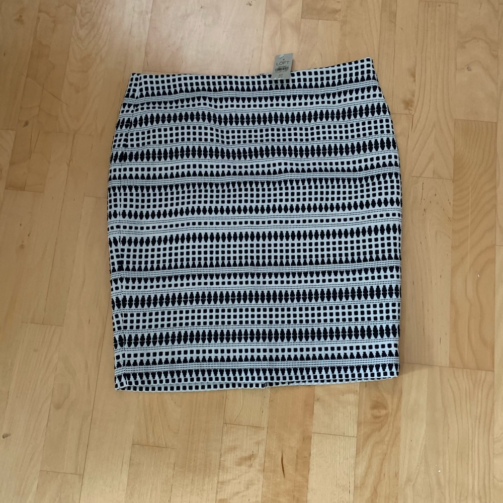 Loft pencil skirt